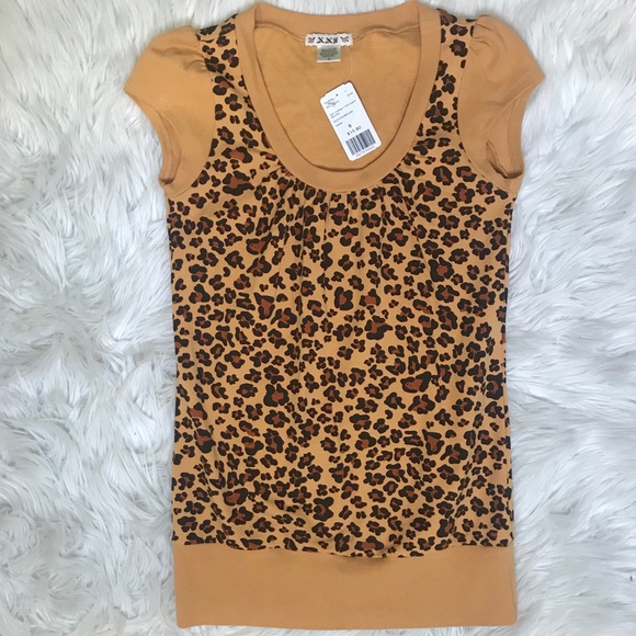 Cheetah/Leopard Print Top - Picture 1 of 4